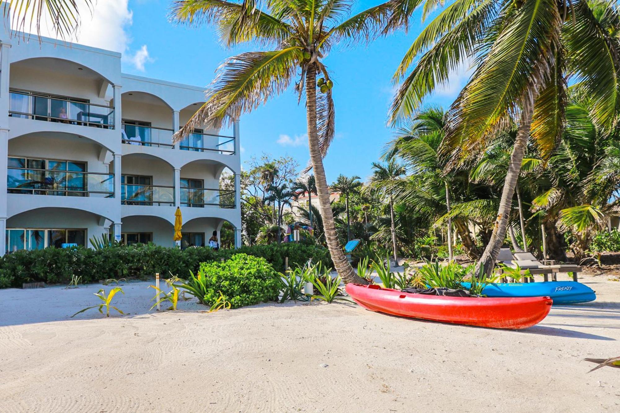 Blue Water Beach Villas San Pedro  Pokoj fotografie