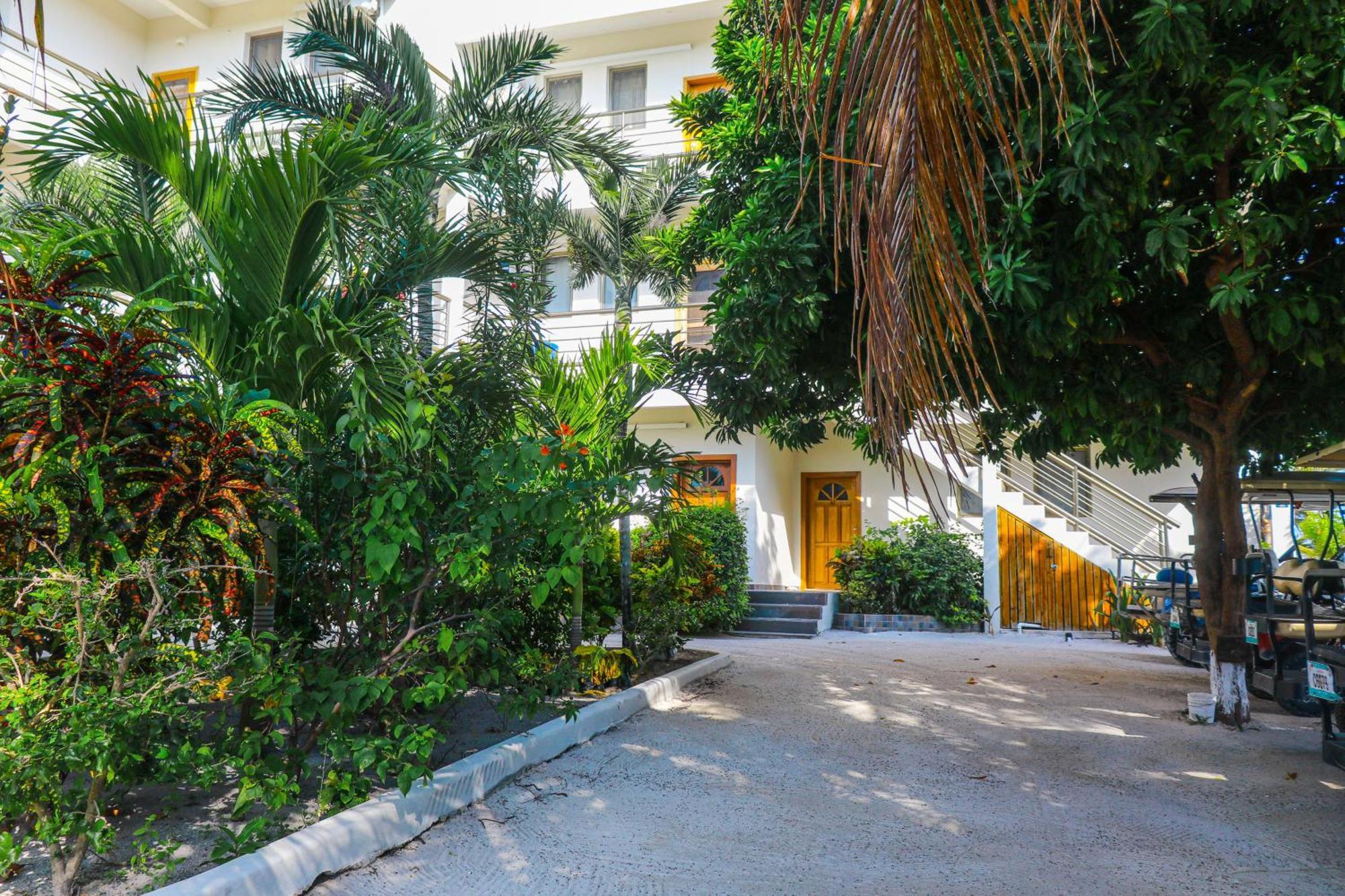 Blue Water Beach Villas San Pedro  Pokoj fotografie