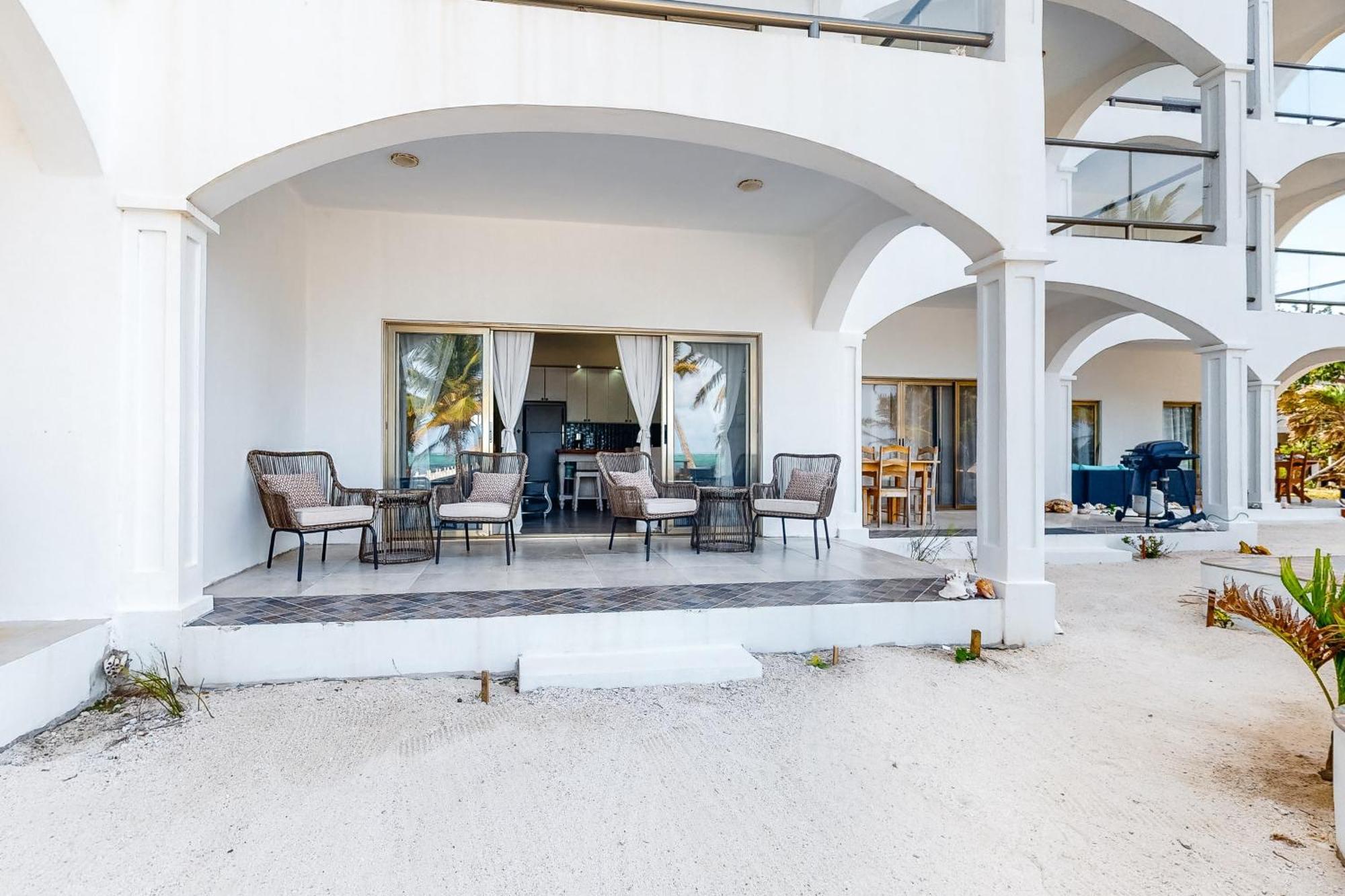 Blue Water Beach Villas San Pedro  Pokoj fotografie