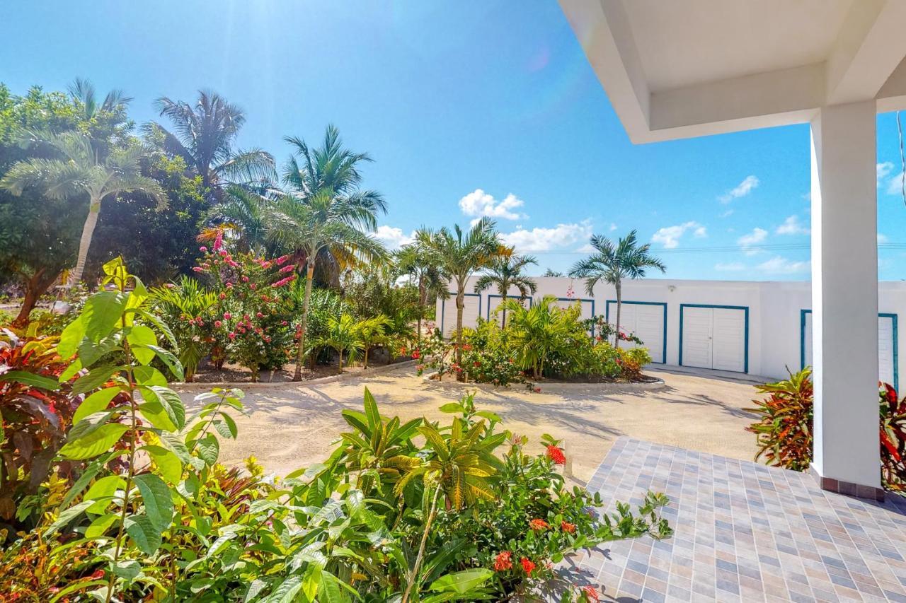 Blue Water Beach Villas San Pedro  Exteriér fotografie