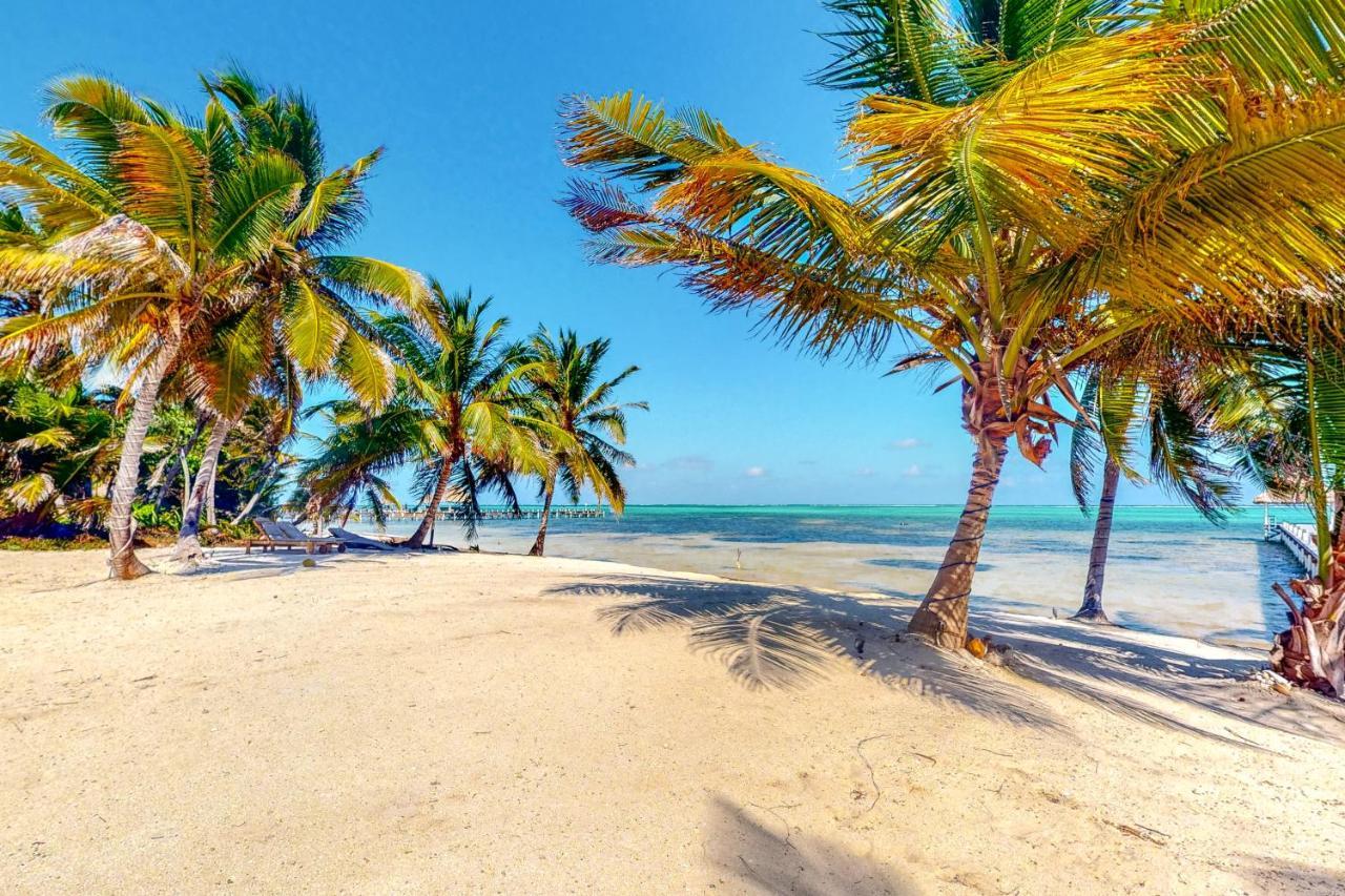 Blue Water Beach Villas San Pedro  Exteriér fotografie